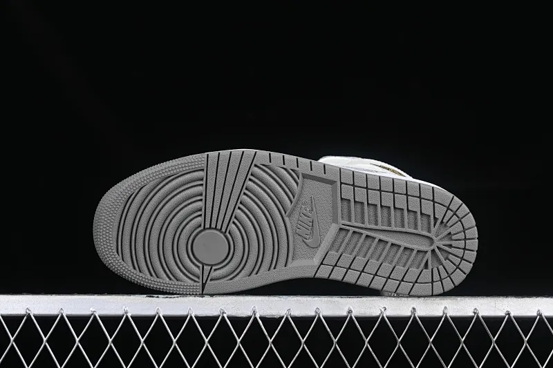 All Categories Air Jordan Jordan Series Basketball Shoes Air Jordan 1 Mid Air Jordan 1 Mid AJ1 Joe 1 Beige Chinese Cultural Leisure Sneakers FB9899-100